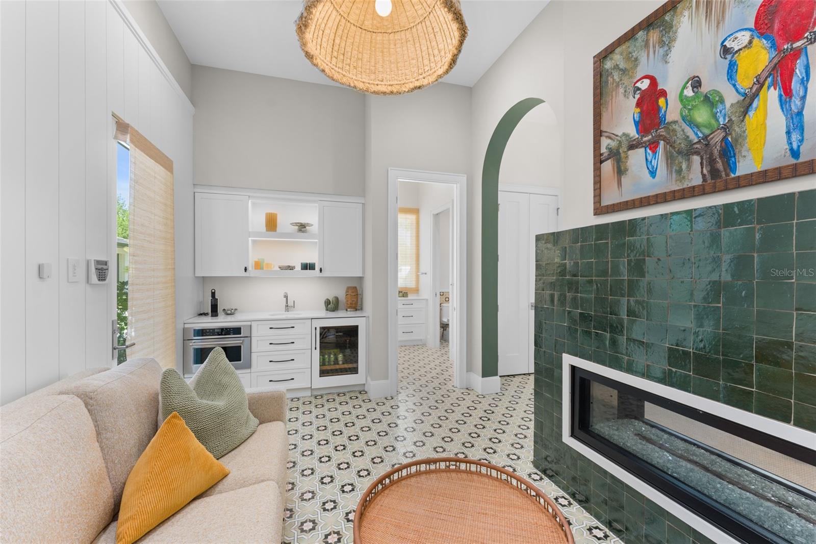 O6392916 Property Photo