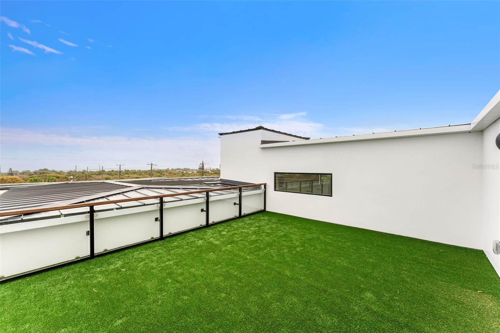 O6393010 Property Photo