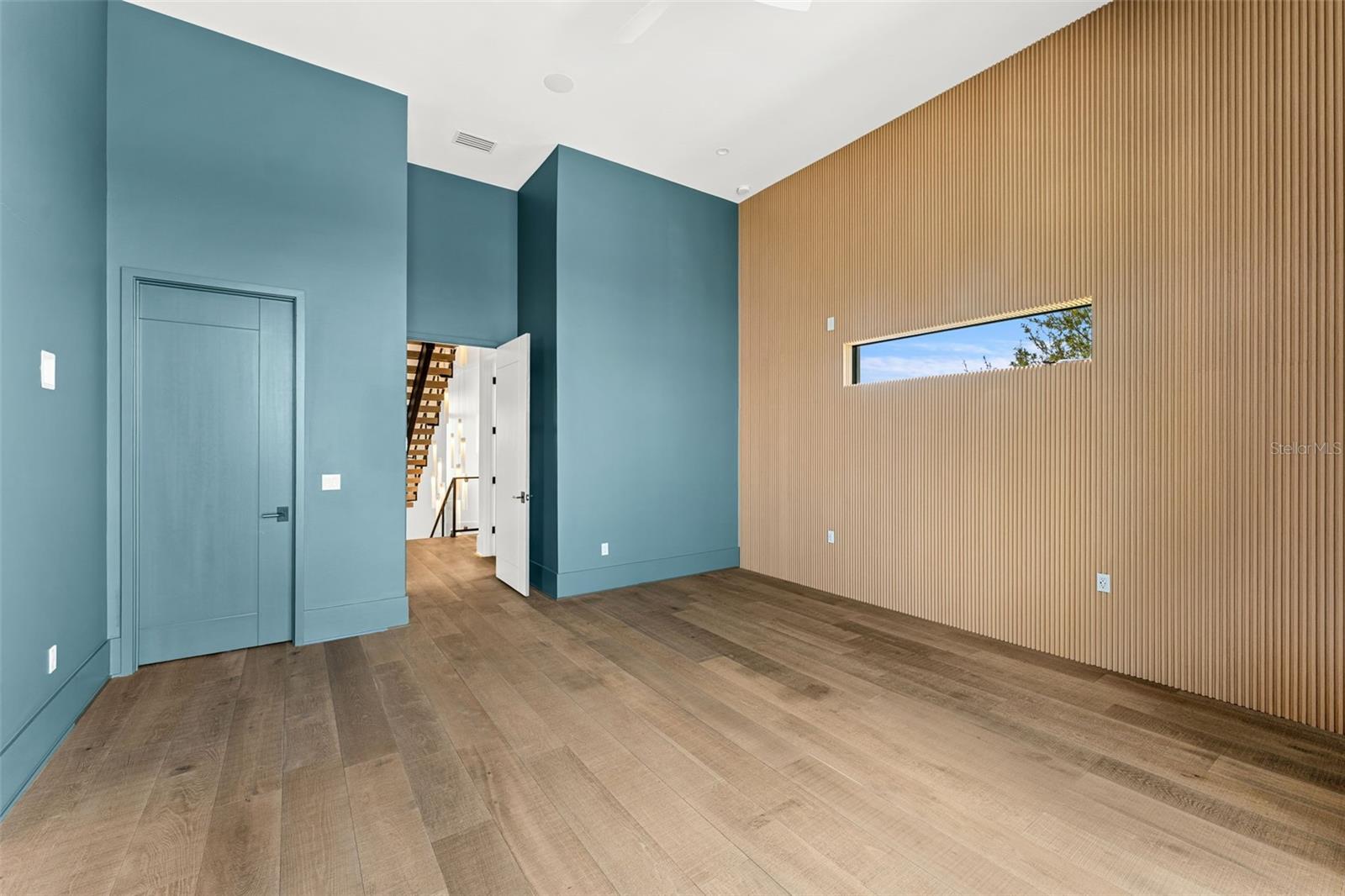 O6393010 Property Photo
