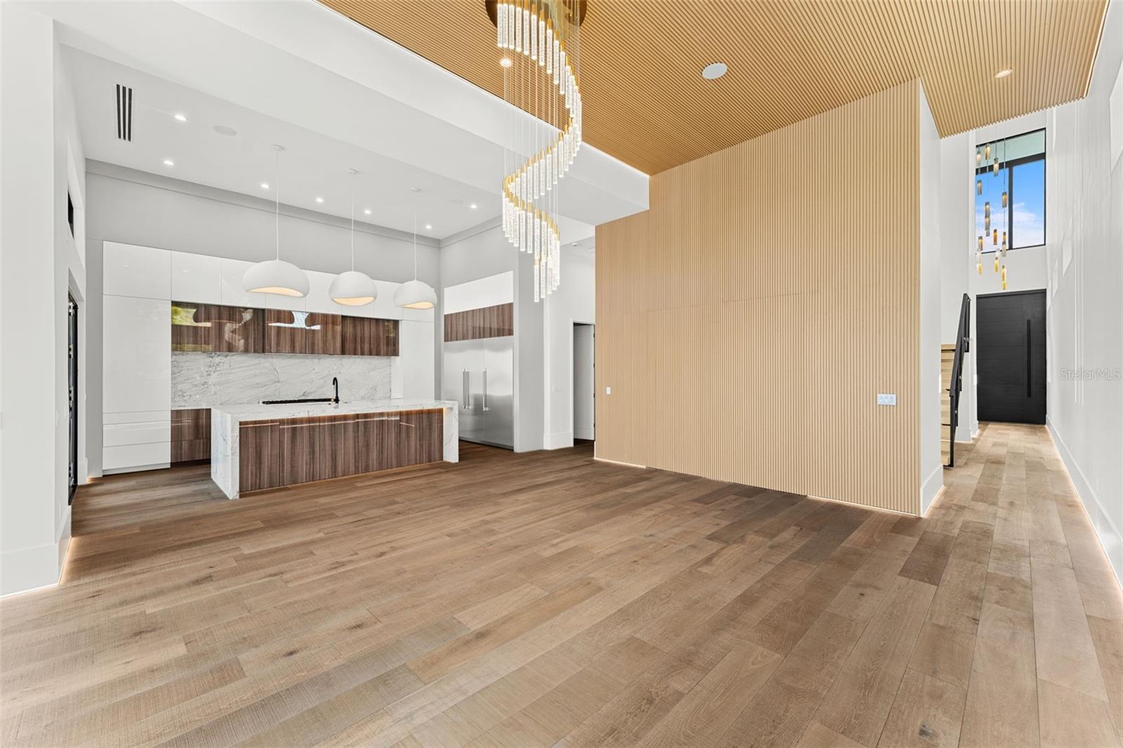 O6393010 Property Photo