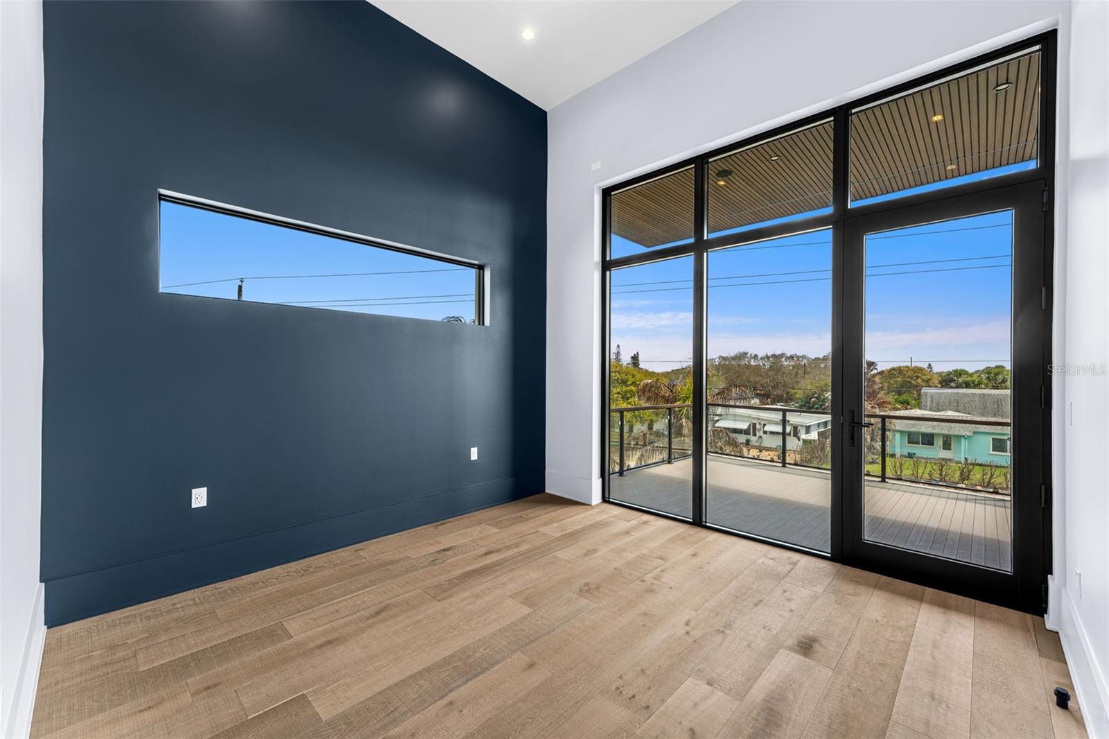O6393010 Property Photo