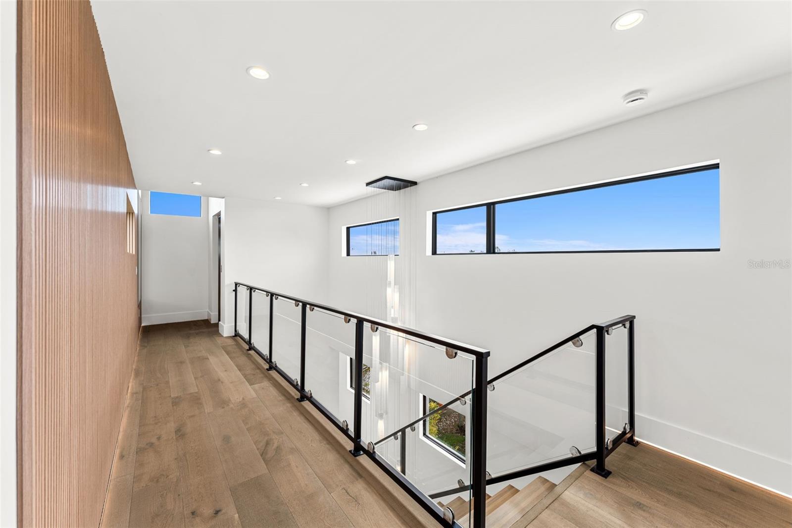 O6393010 Property Photo