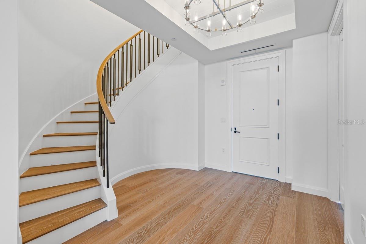 O6393339 Property Photo