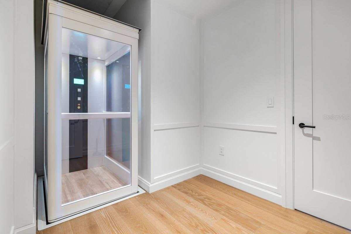 O6393339 Property Photo
