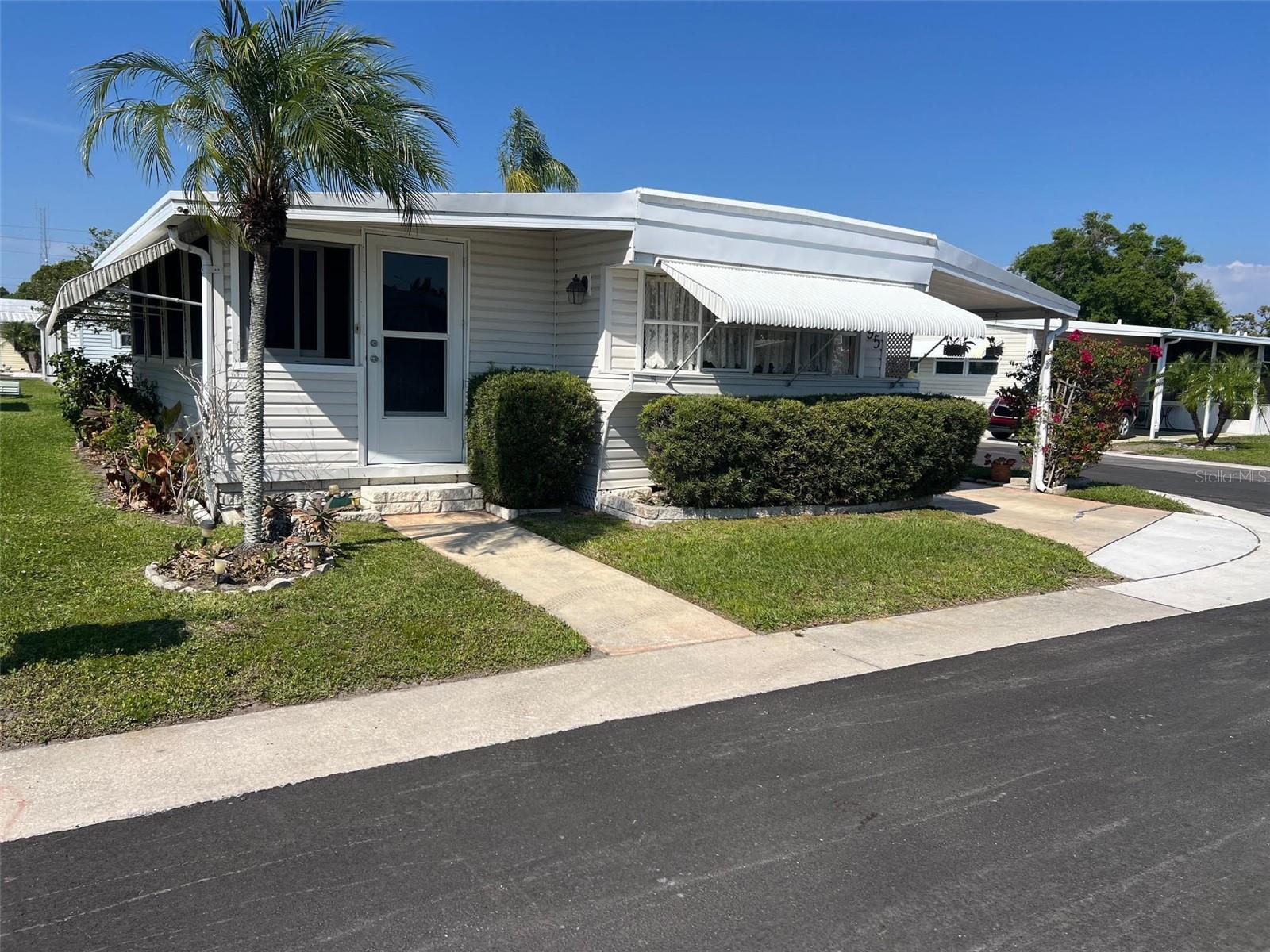 MLS# TB8491797 Property Photo
