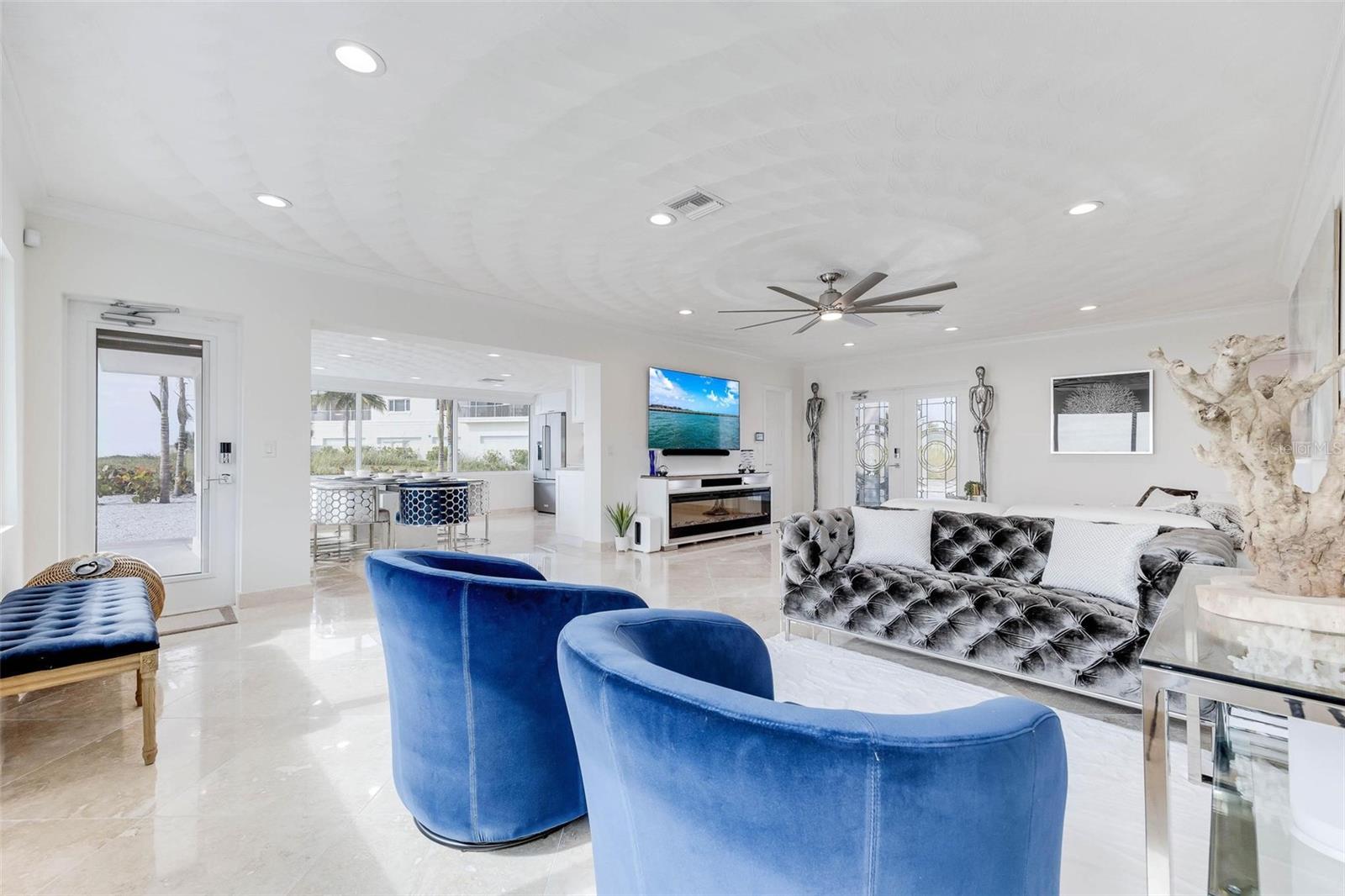 A4688005 Property Photo