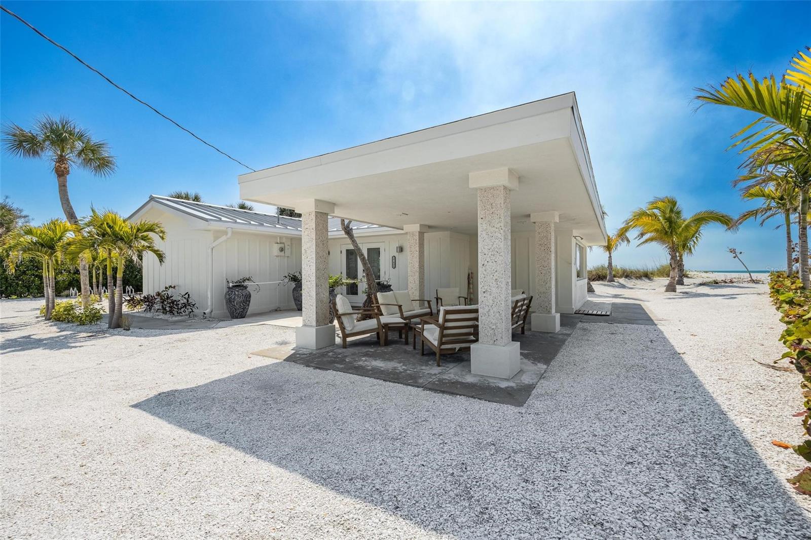 A4688005 Property Photo