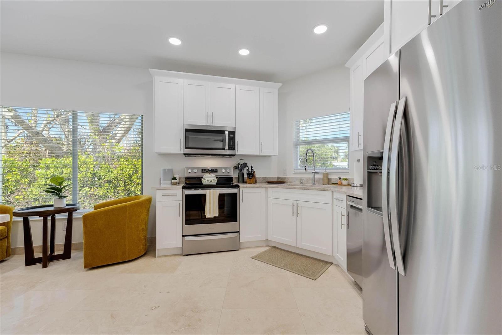 A4688005 Property Photo