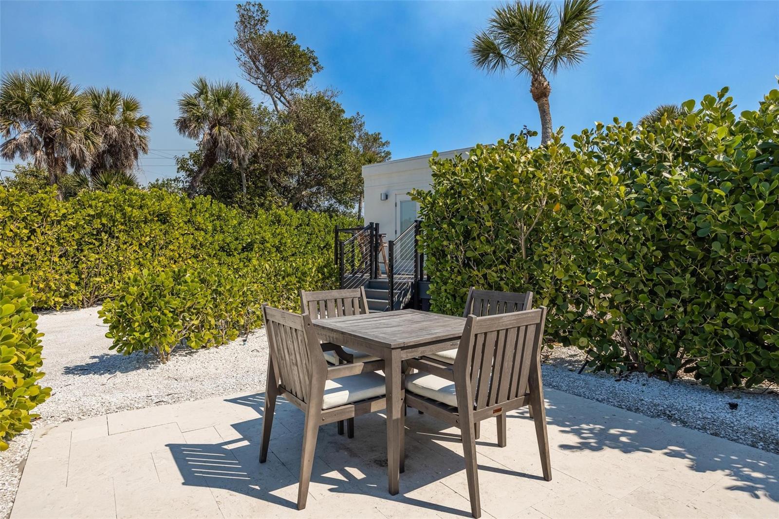 A4688005 Property Photo