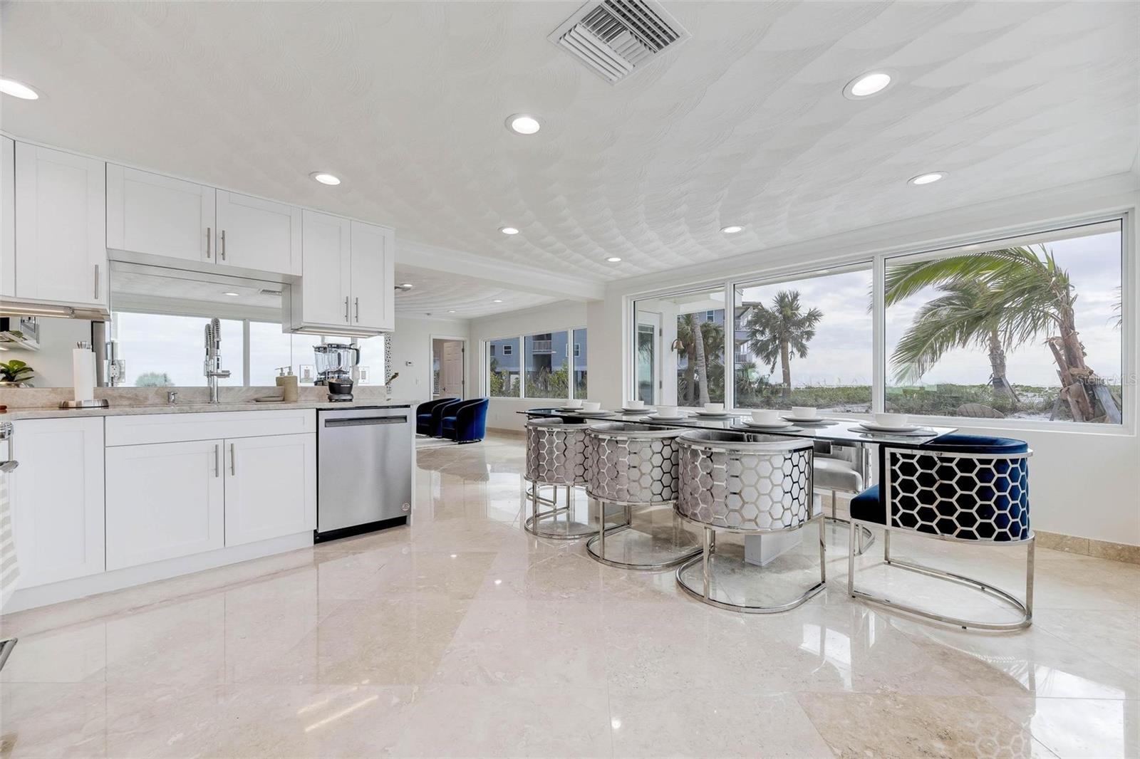 A4688005 Property Photo