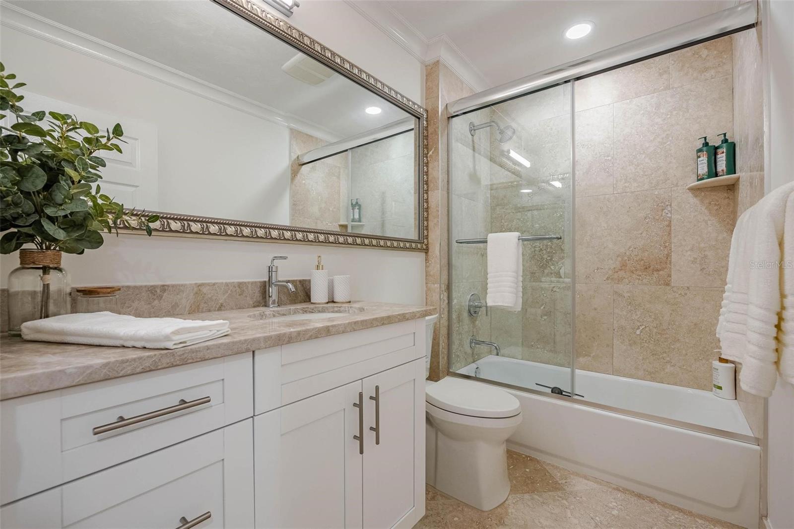 A4688005 Property Photo