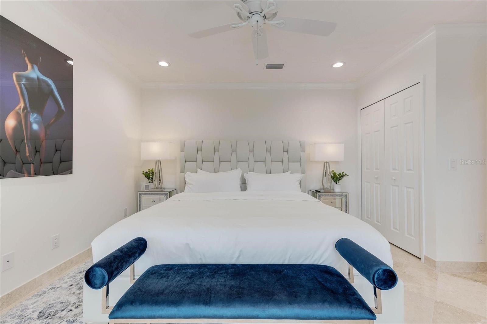 A4688005 Property Photo
