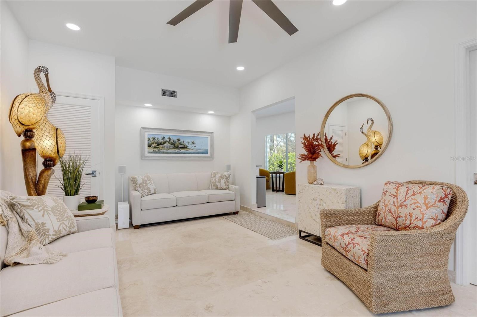 A4688005 Property Photo