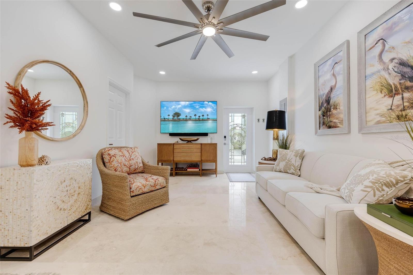 A4688005 Property Photo