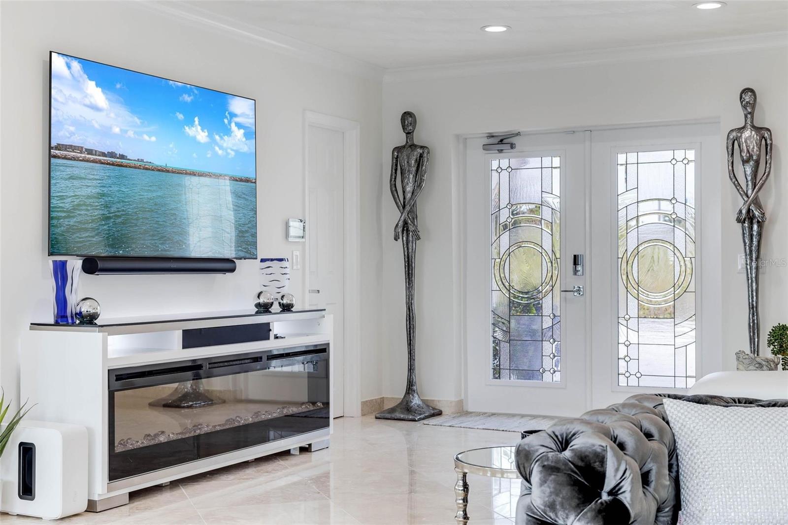 A4688005 Property Photo
