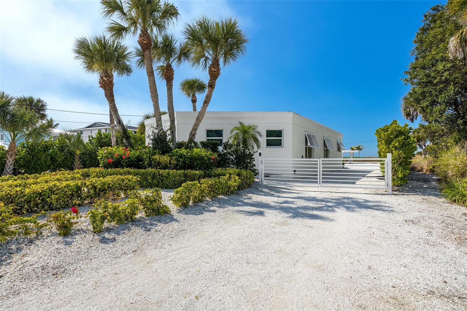 A4688005 Property Photo