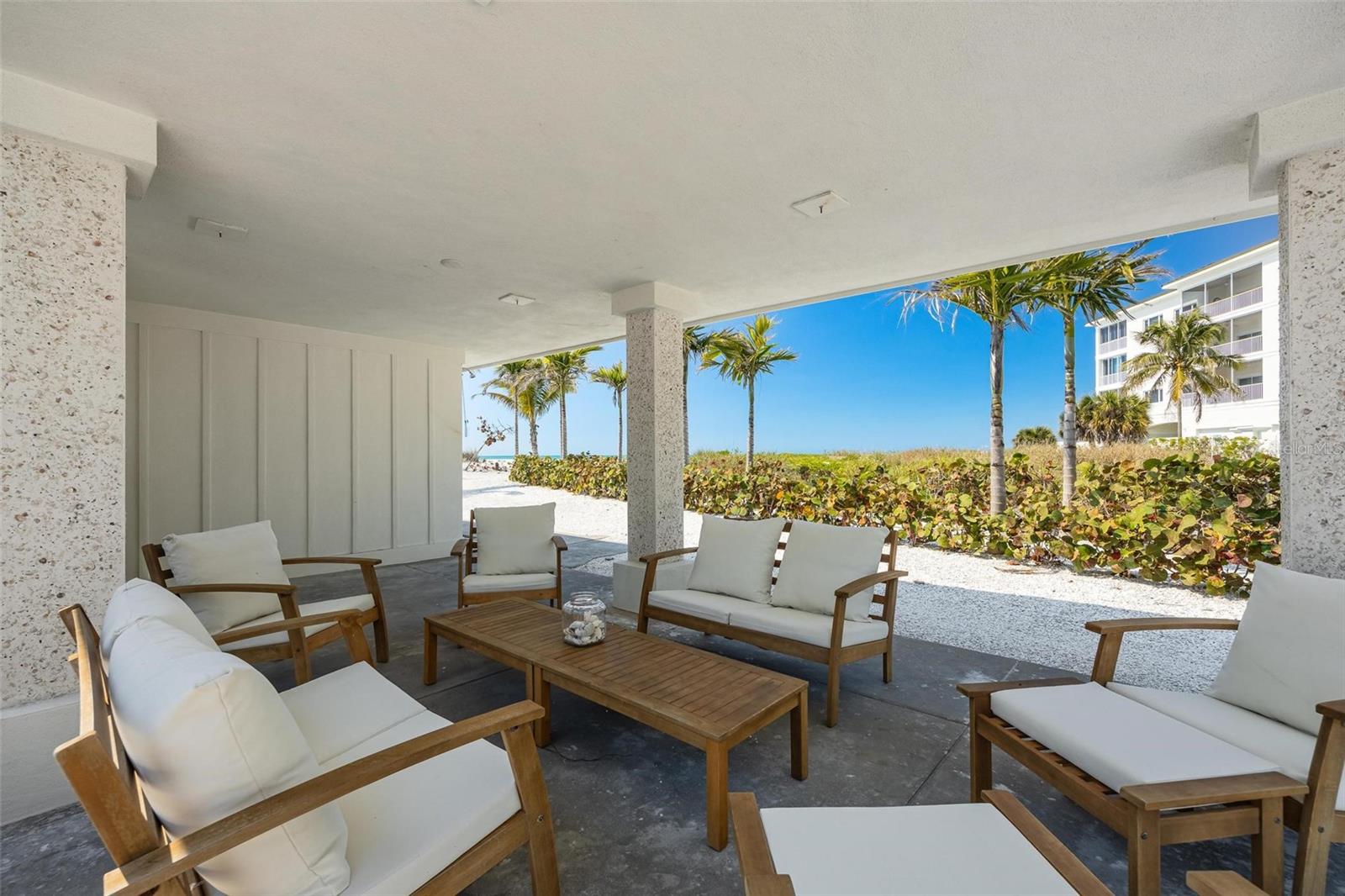 A4688005 Property Photo
