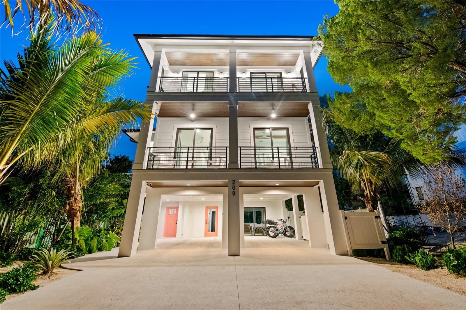 MLS# A4688244 Property Photo