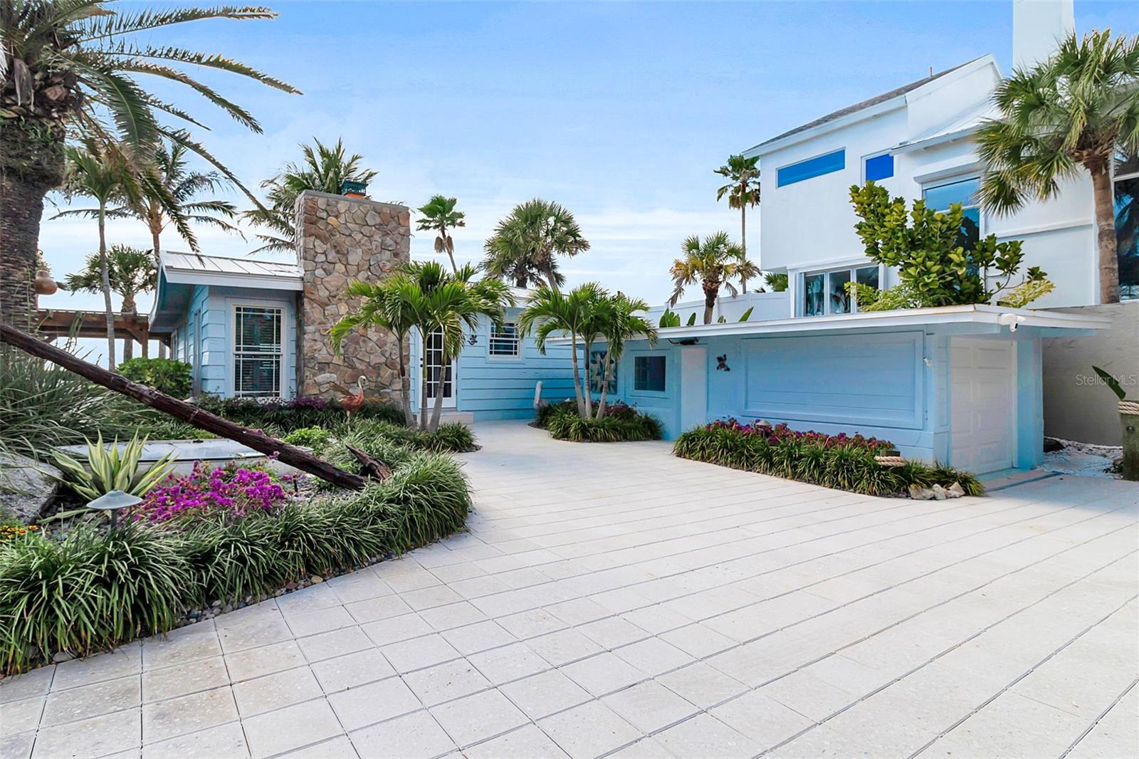 A4688268 Property Photo