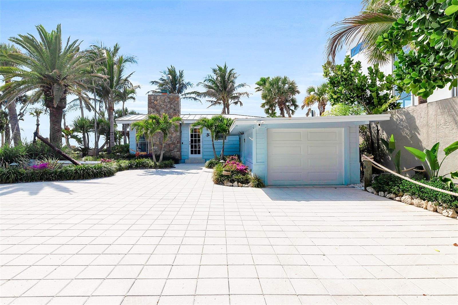 A4688268 Property Photo