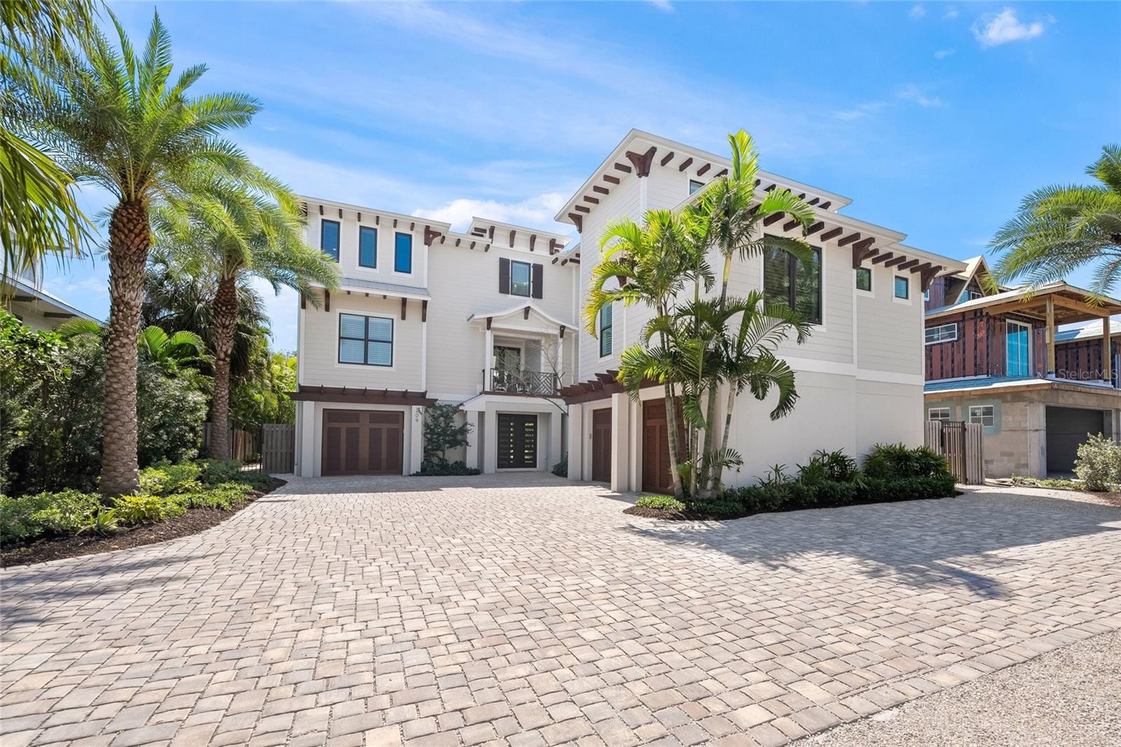A4688392 Property Photo