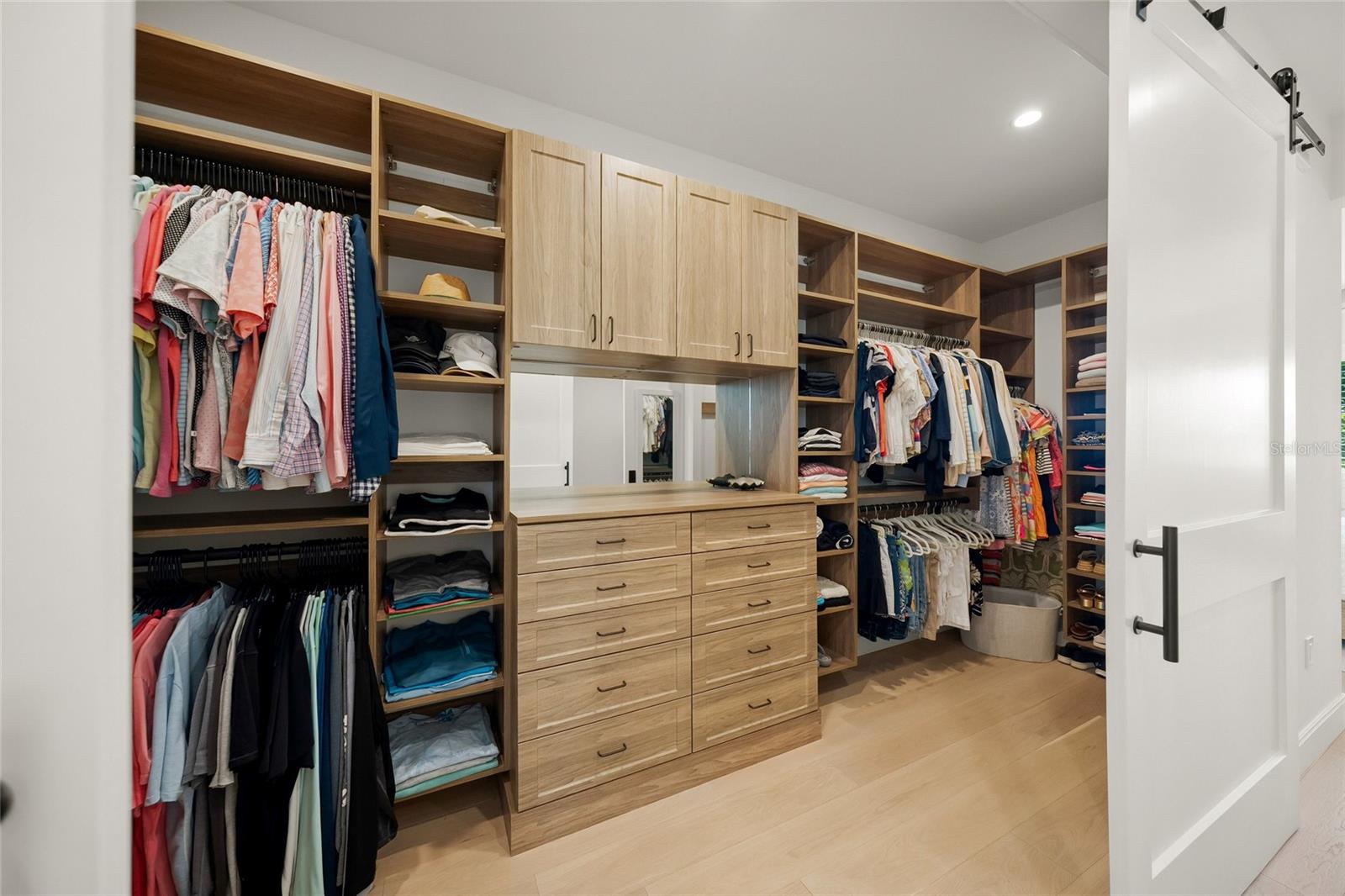 A4688392 Property Photo