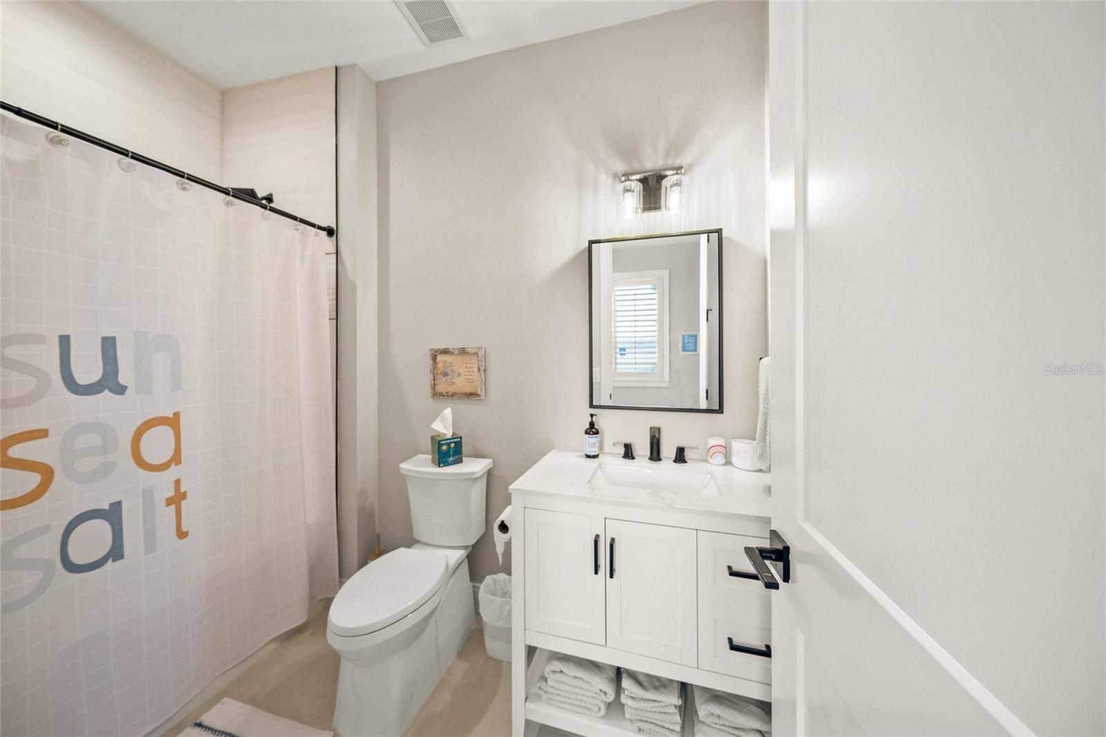 A4688392 Property Photo
