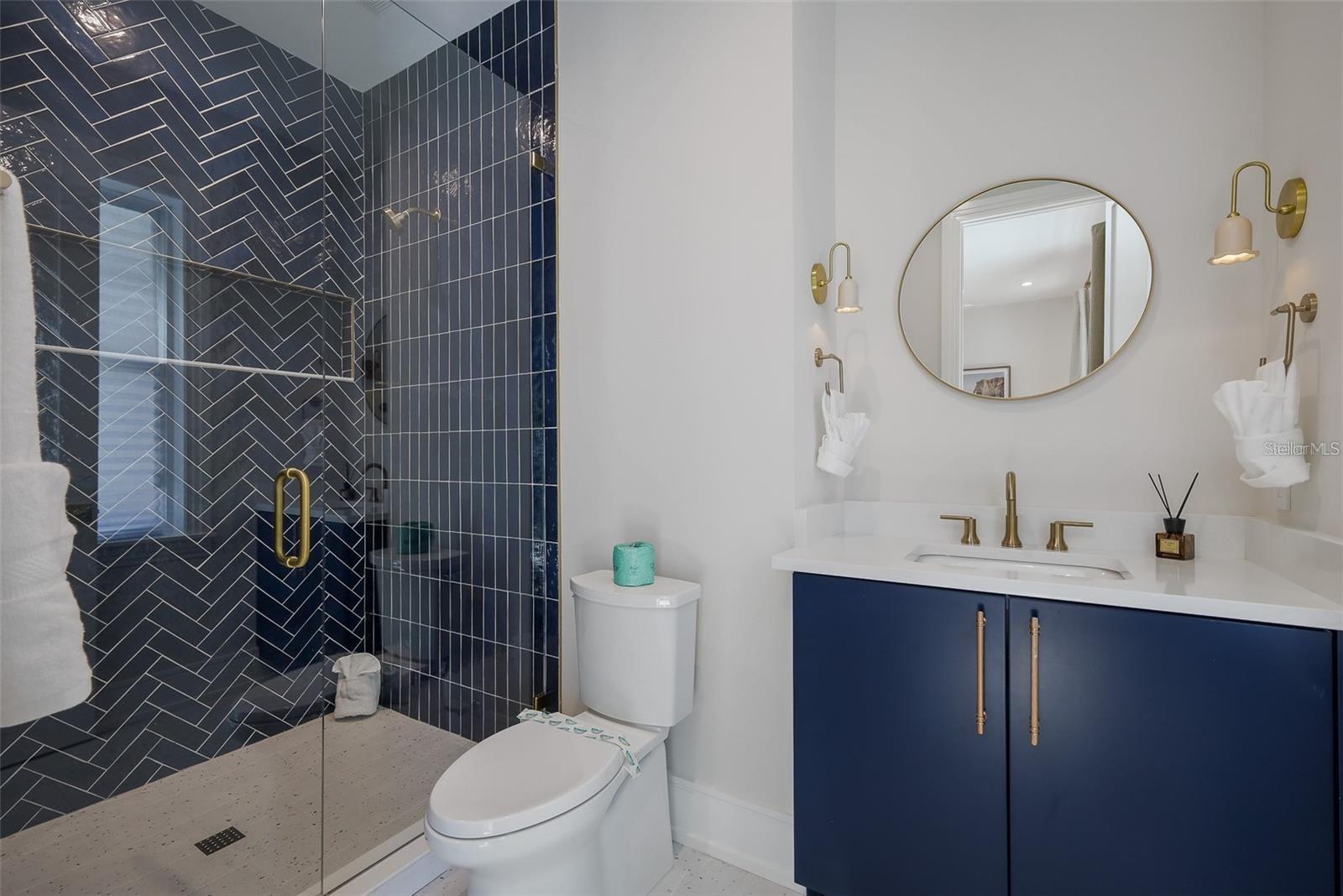 A4688706 Property Photo