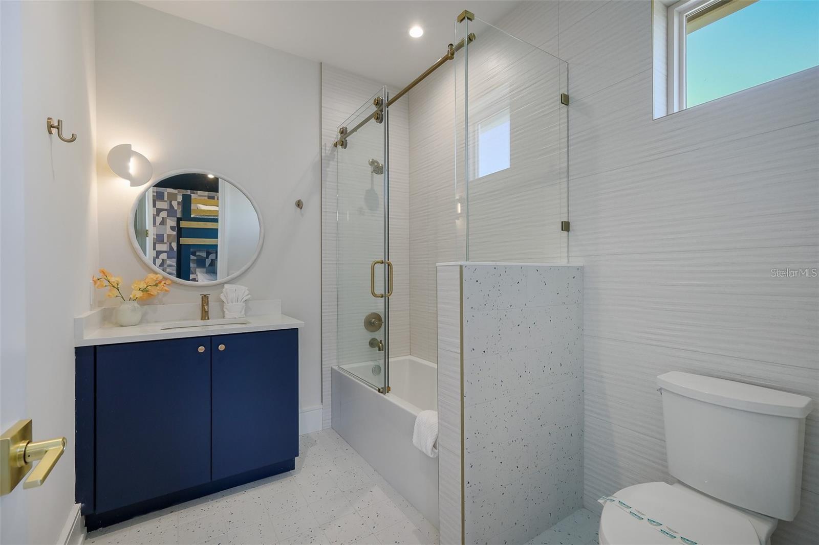 A4688706 Property Photo