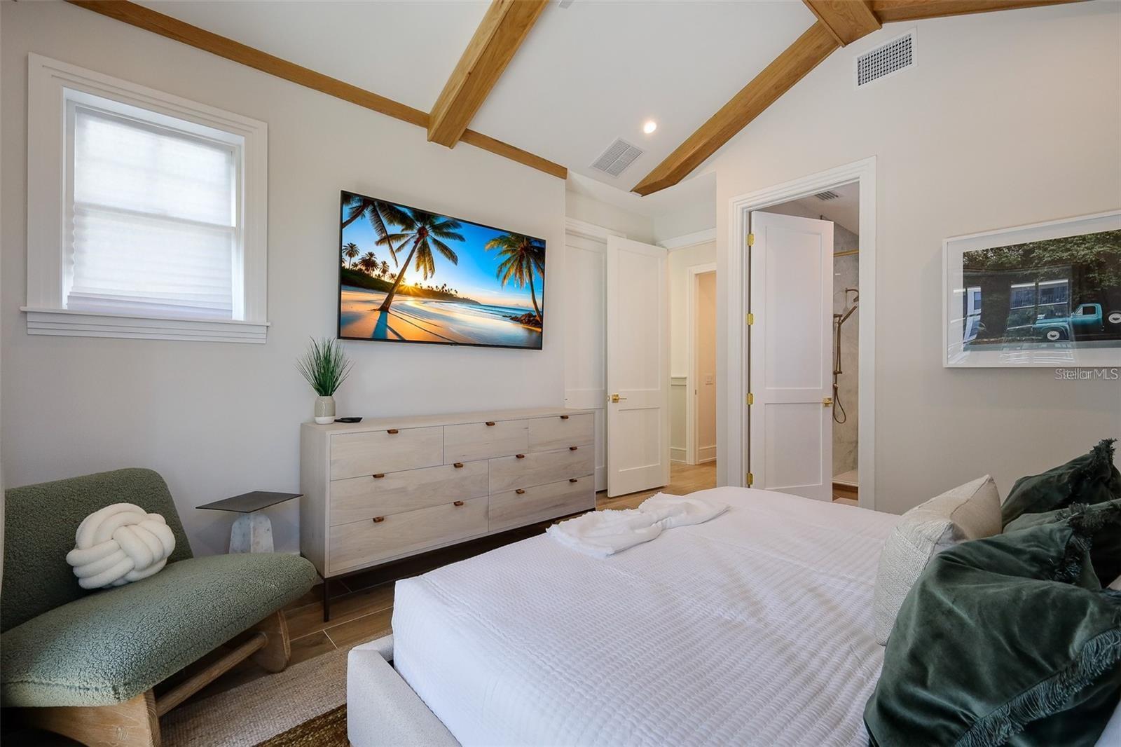 A4688706 Property Photo