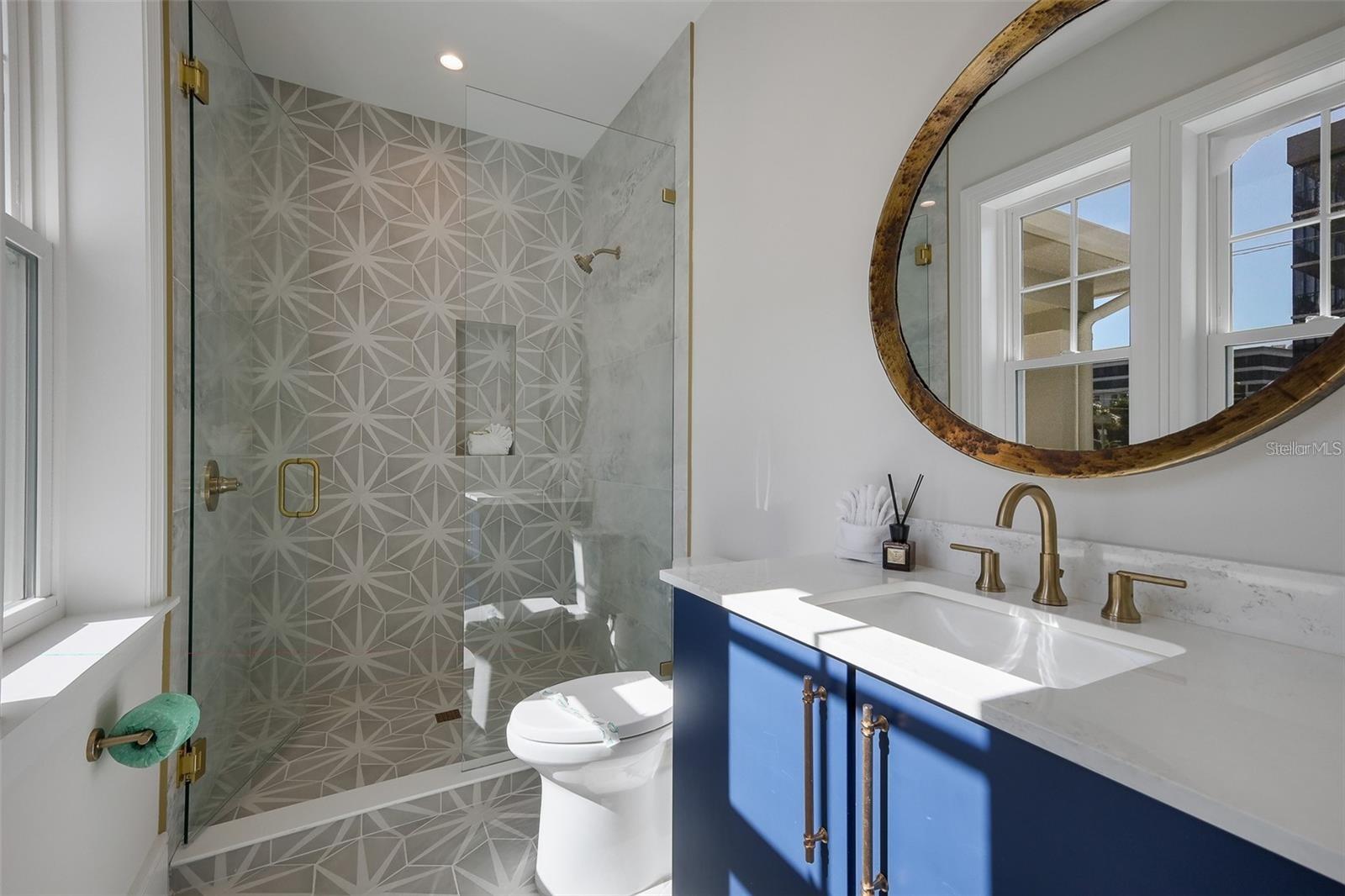 A4688706 Property Photo