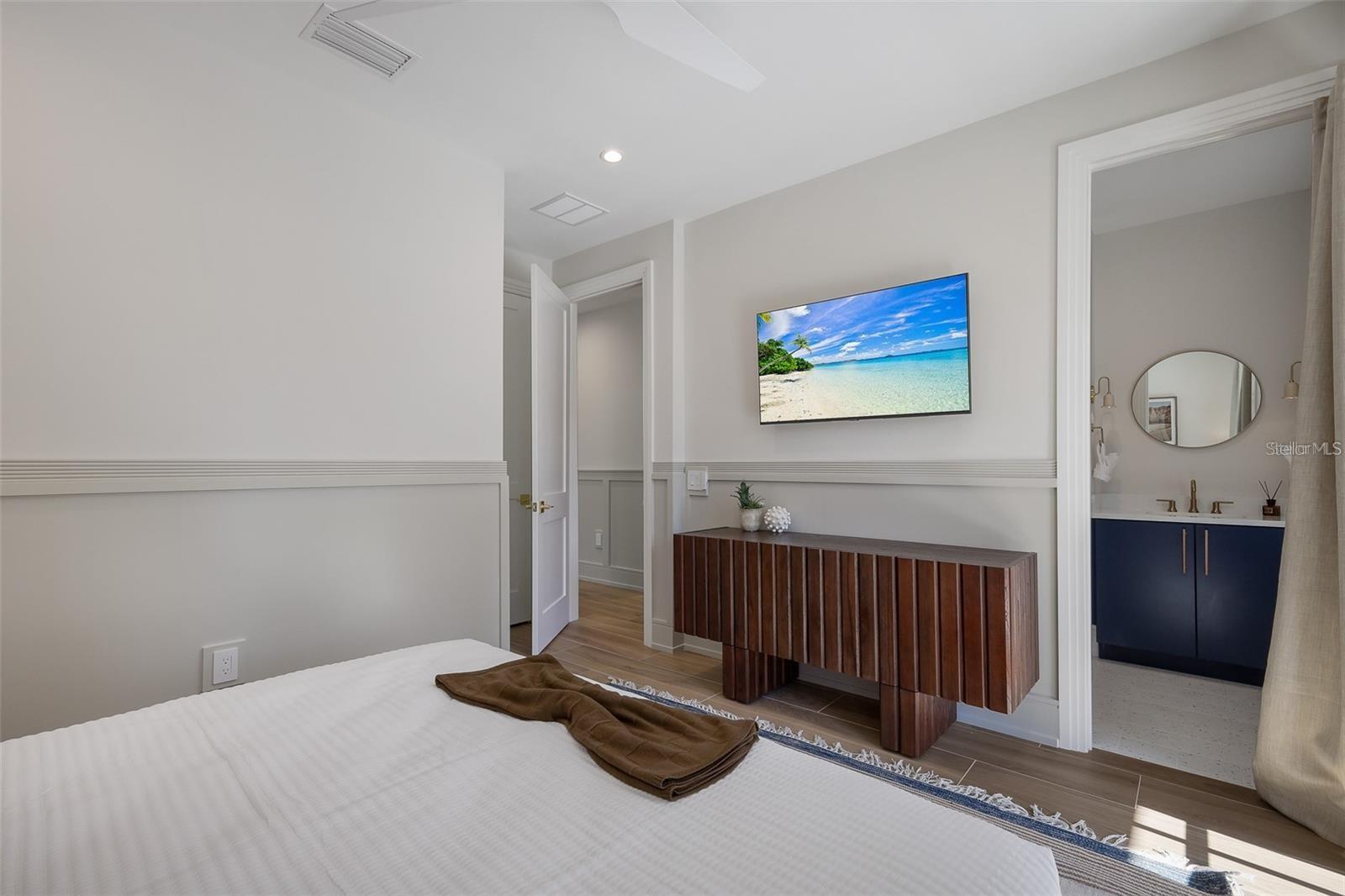 A4688706 Property Photo