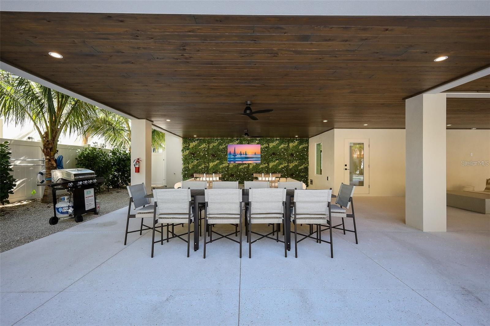 A4688706 Property Photo