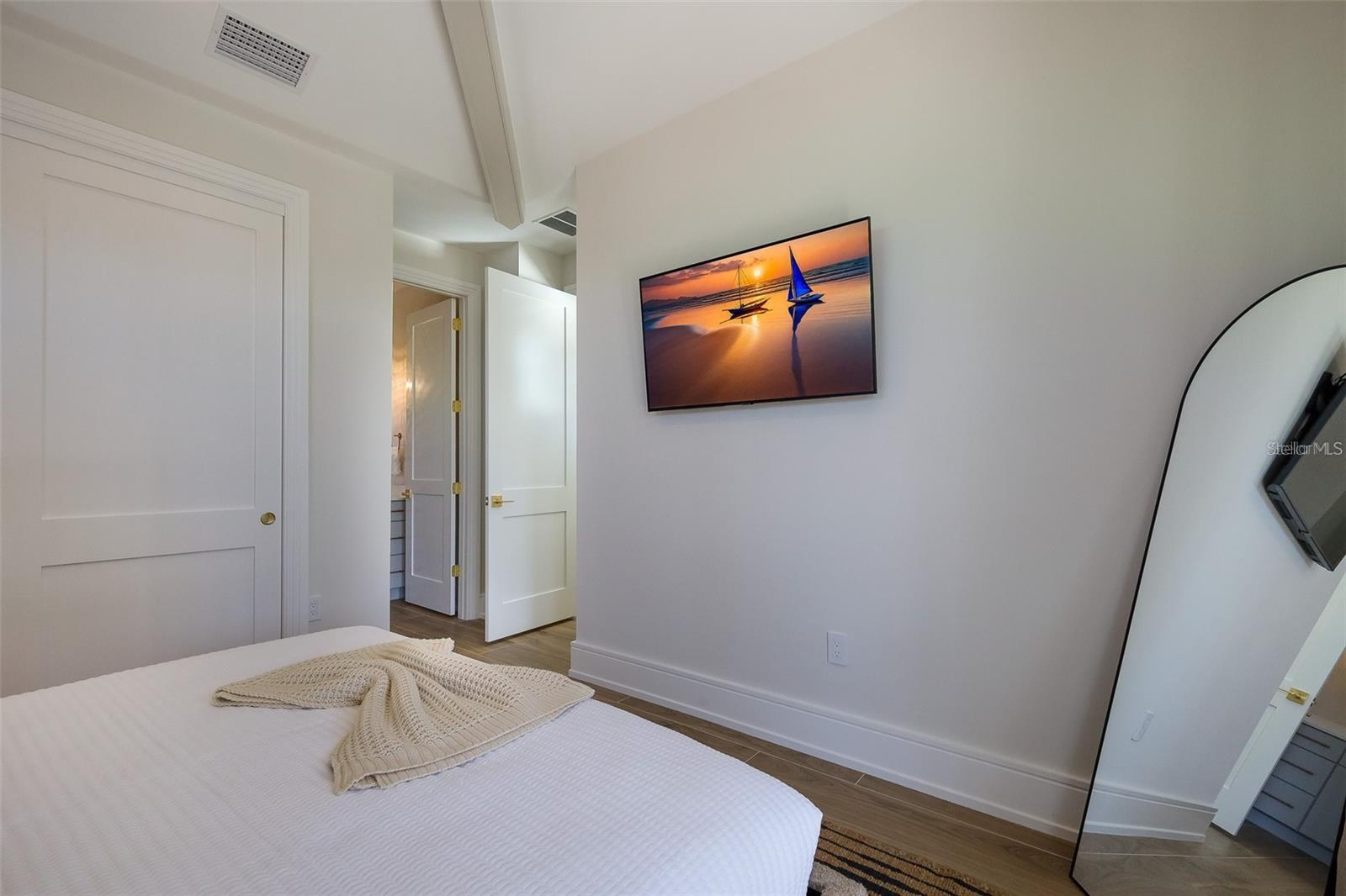 A4688706 Property Photo