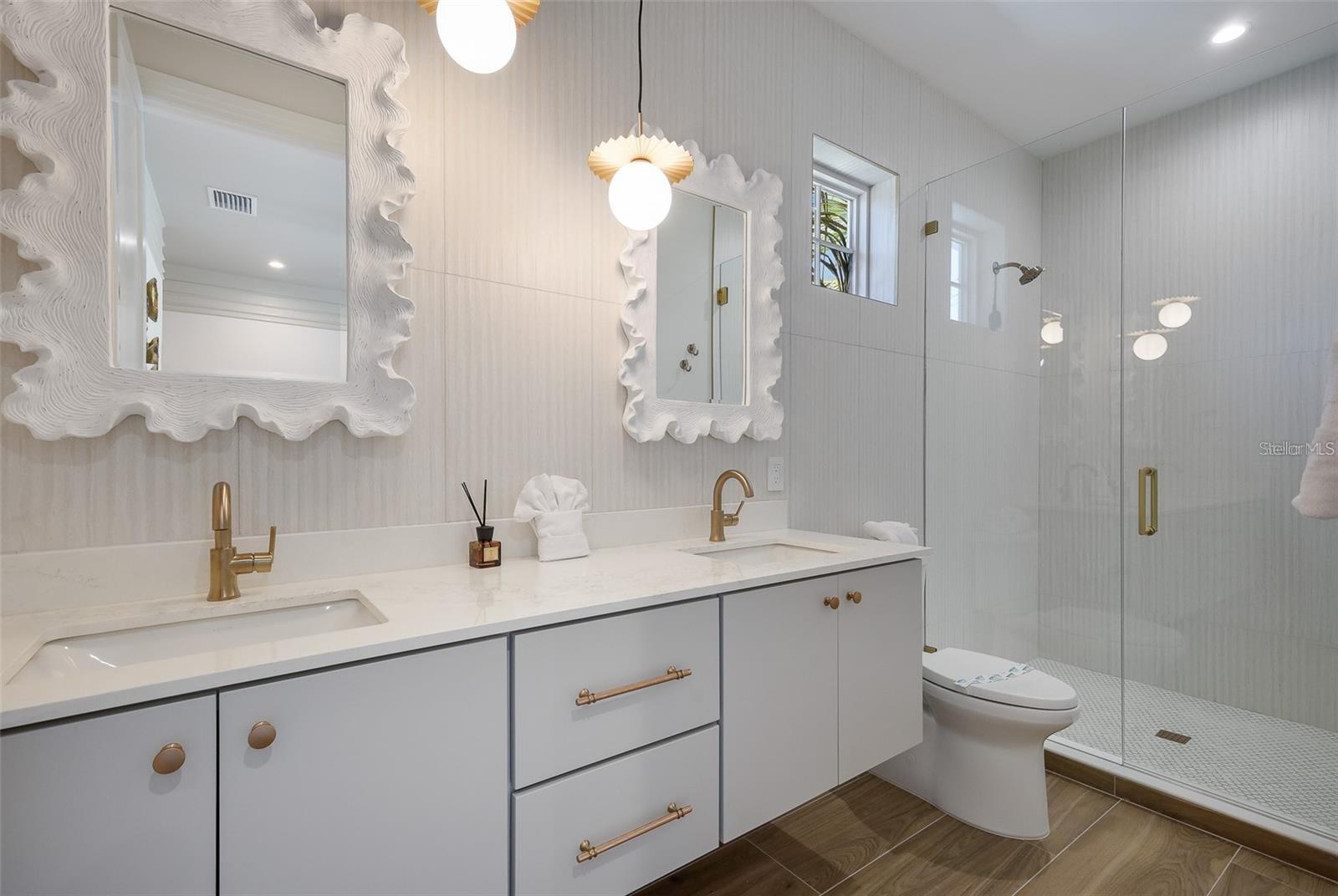 A4688706 Property Photo