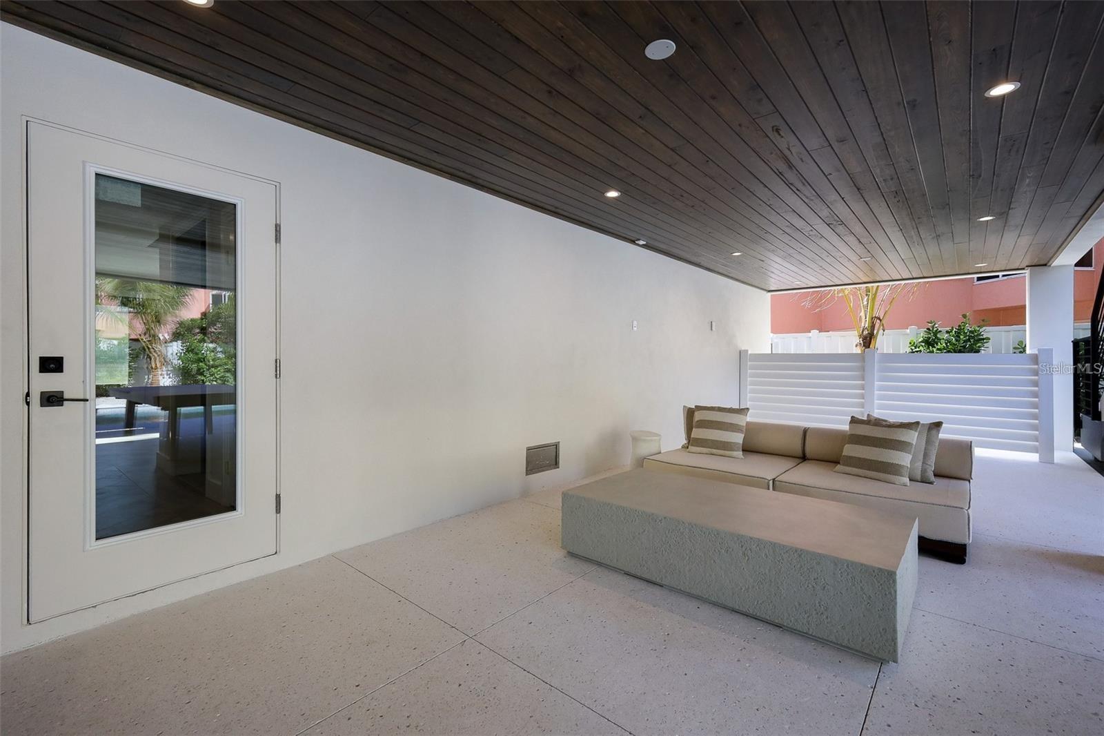 A4688706 Property Photo