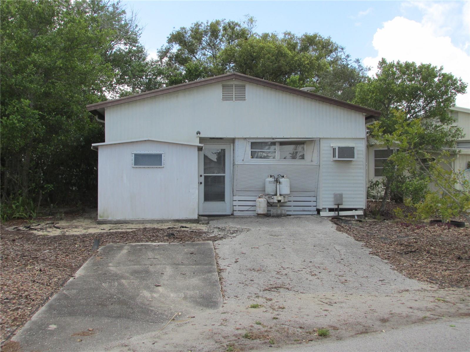MLS# K4903392 Property Photo