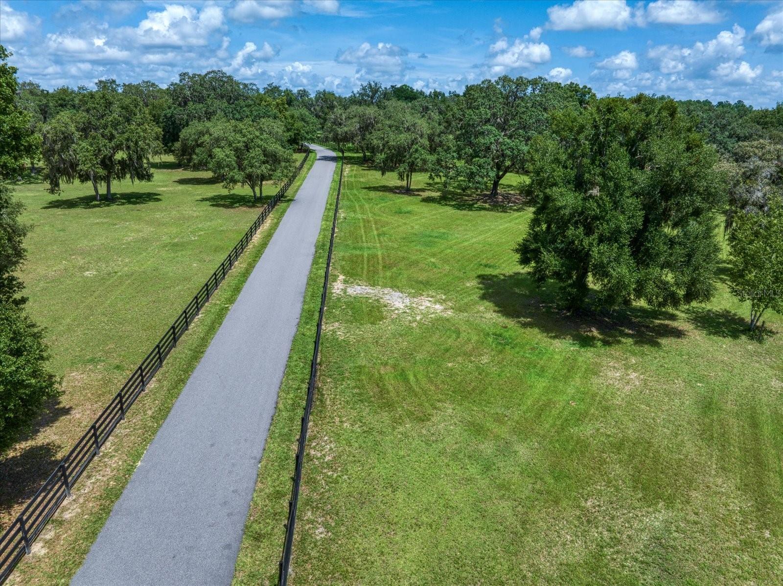 TB8494011 Property Photo
