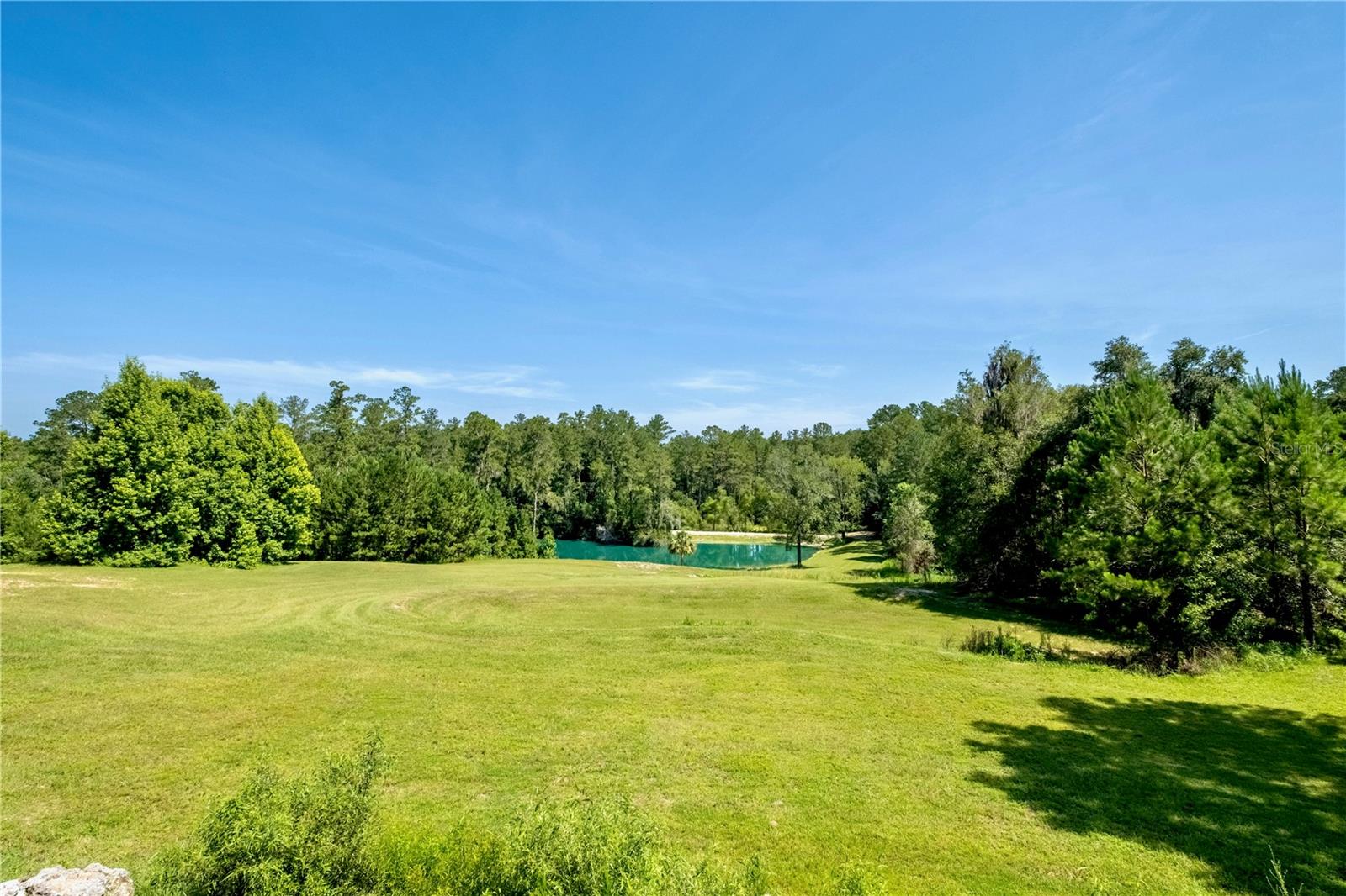 TB8494011 Property Photo