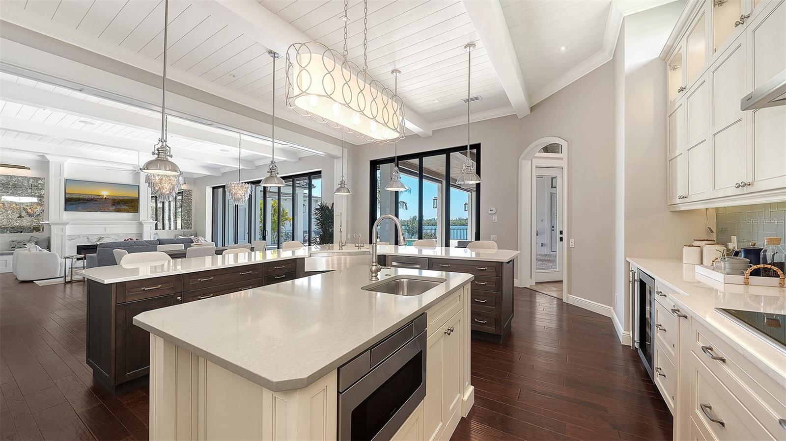 A4688995 Property Photo