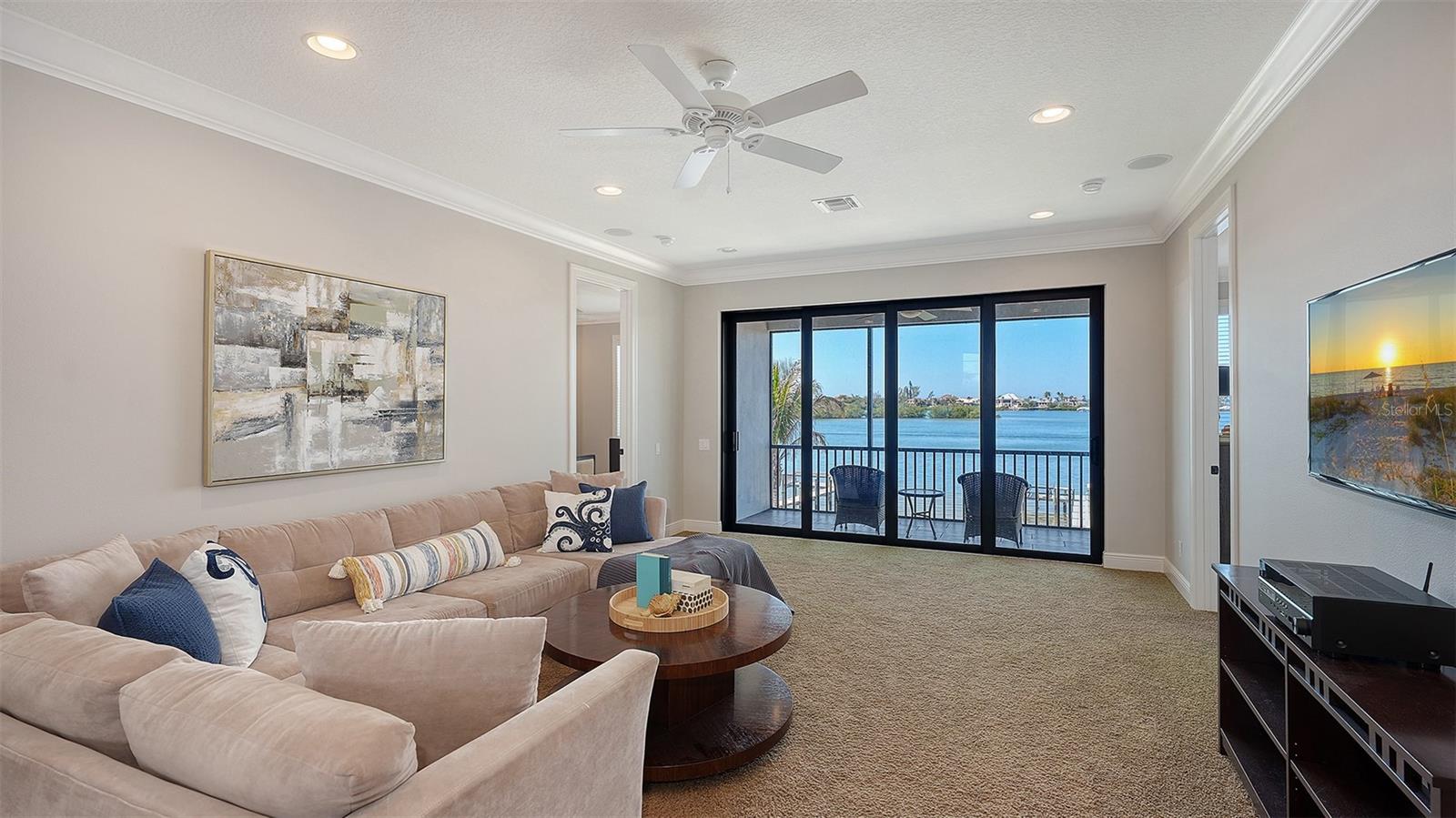A4688995 Property Photo