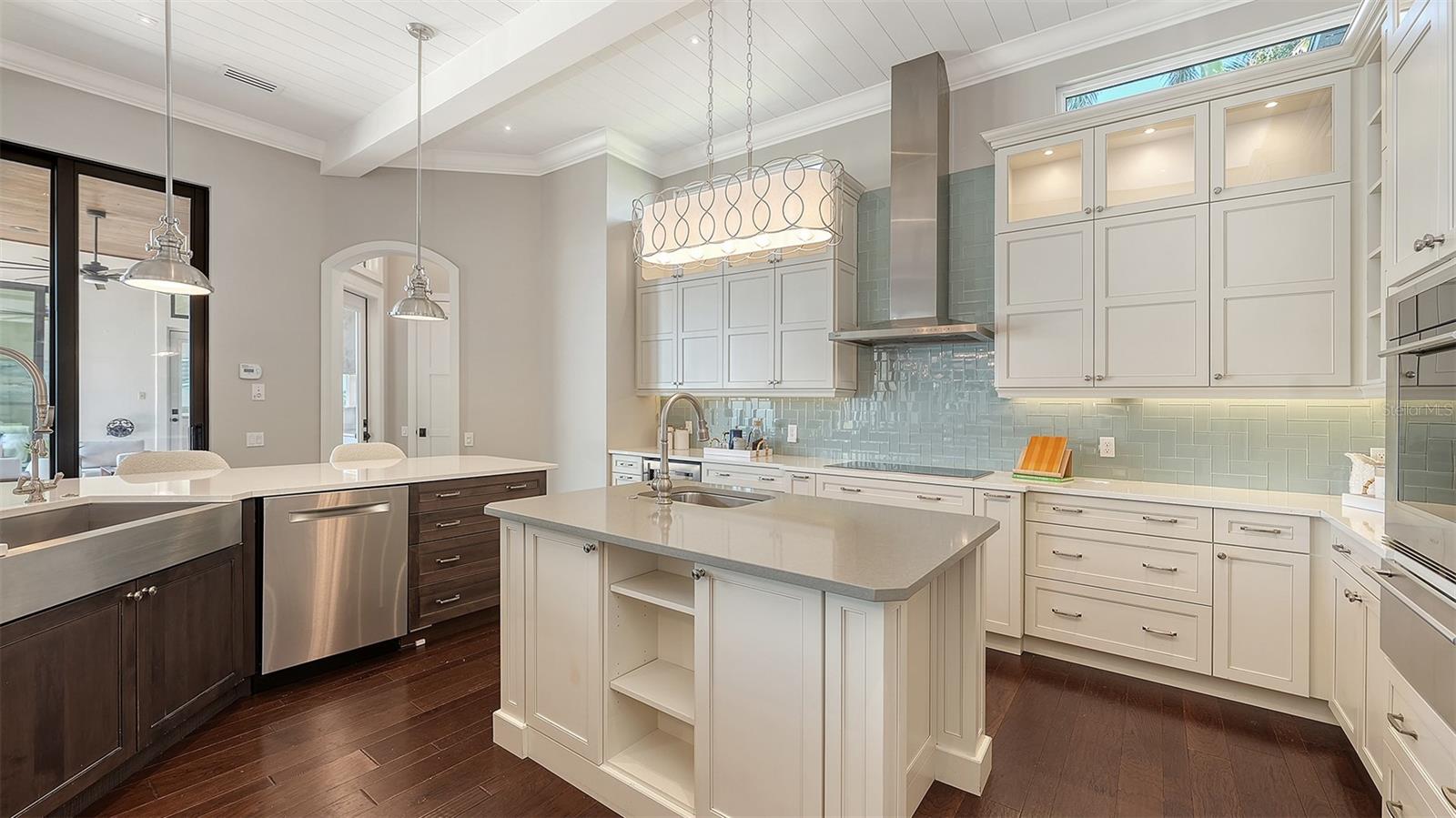 A4688995 Property Photo