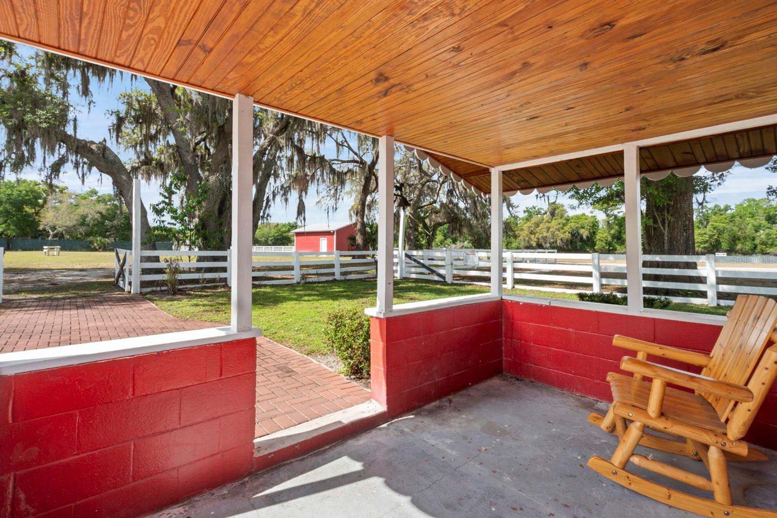 O6397379 Property Photo
