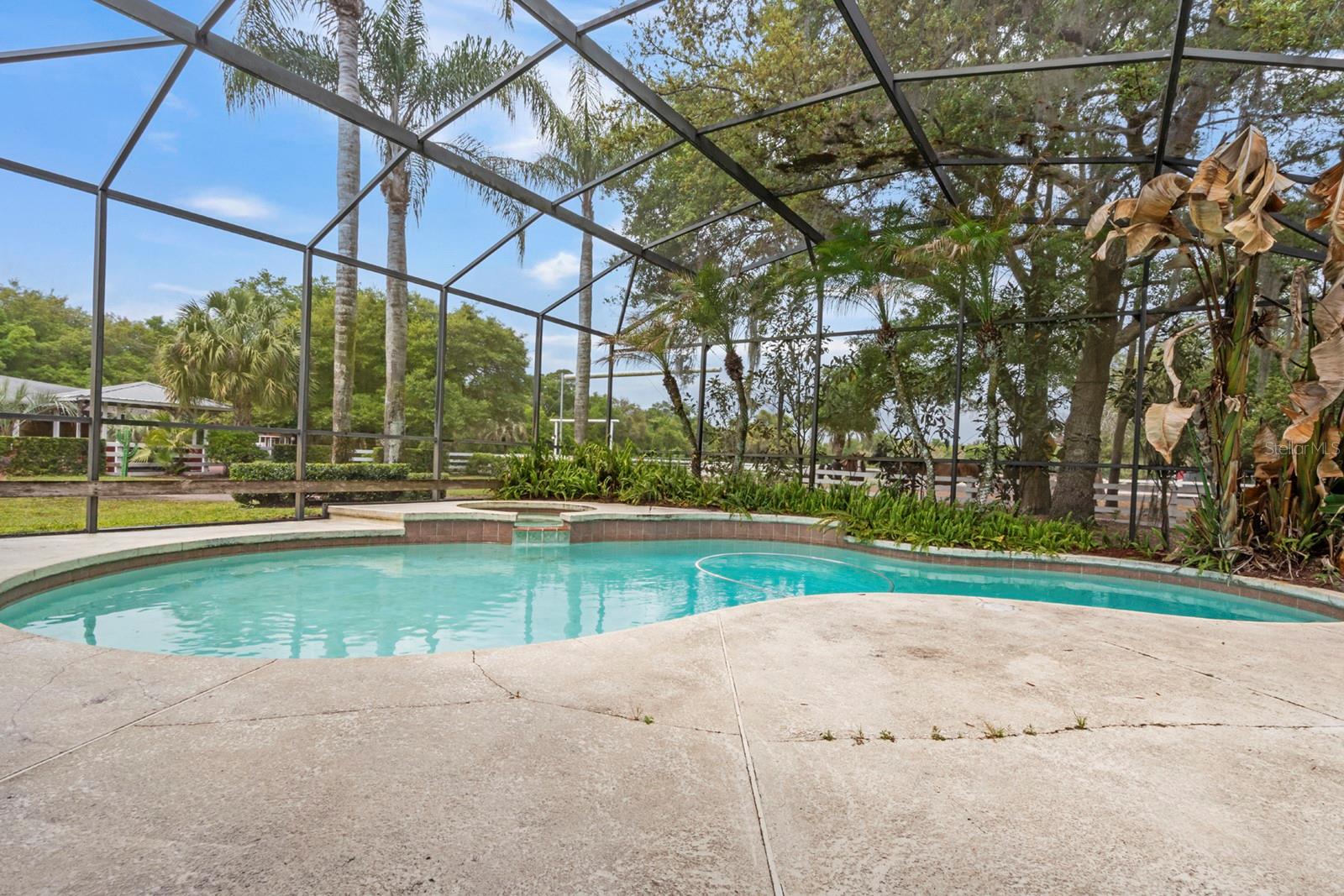 O6397379 Property Photo