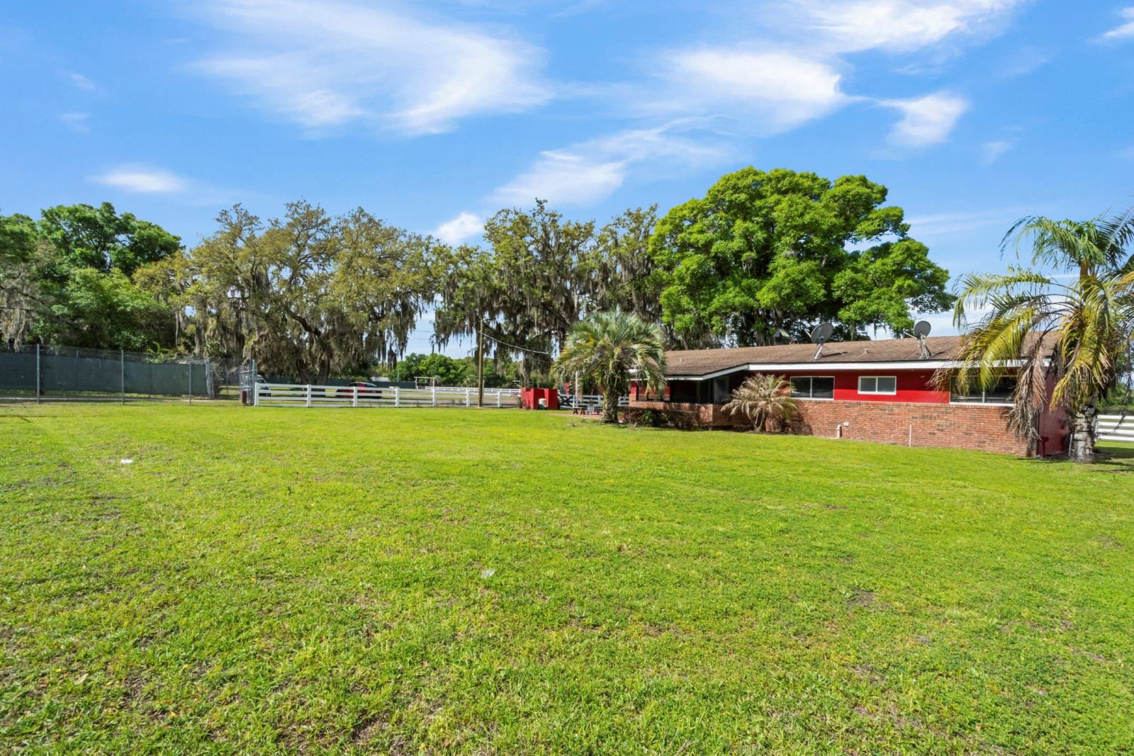 O6397379 Property Photo
