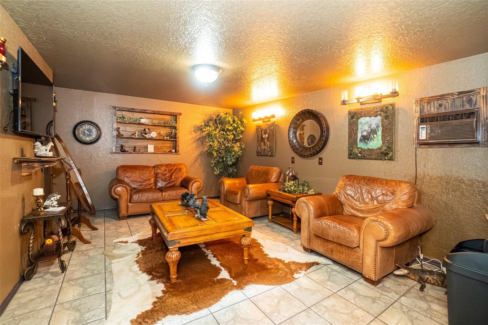 O6397379 Property Photo