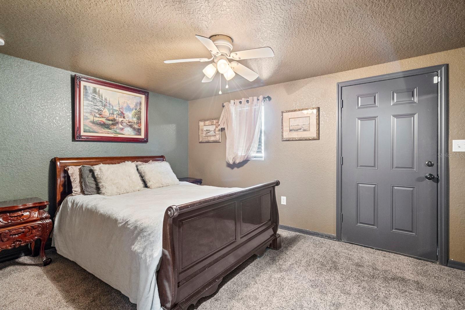 O6397379 Property Photo