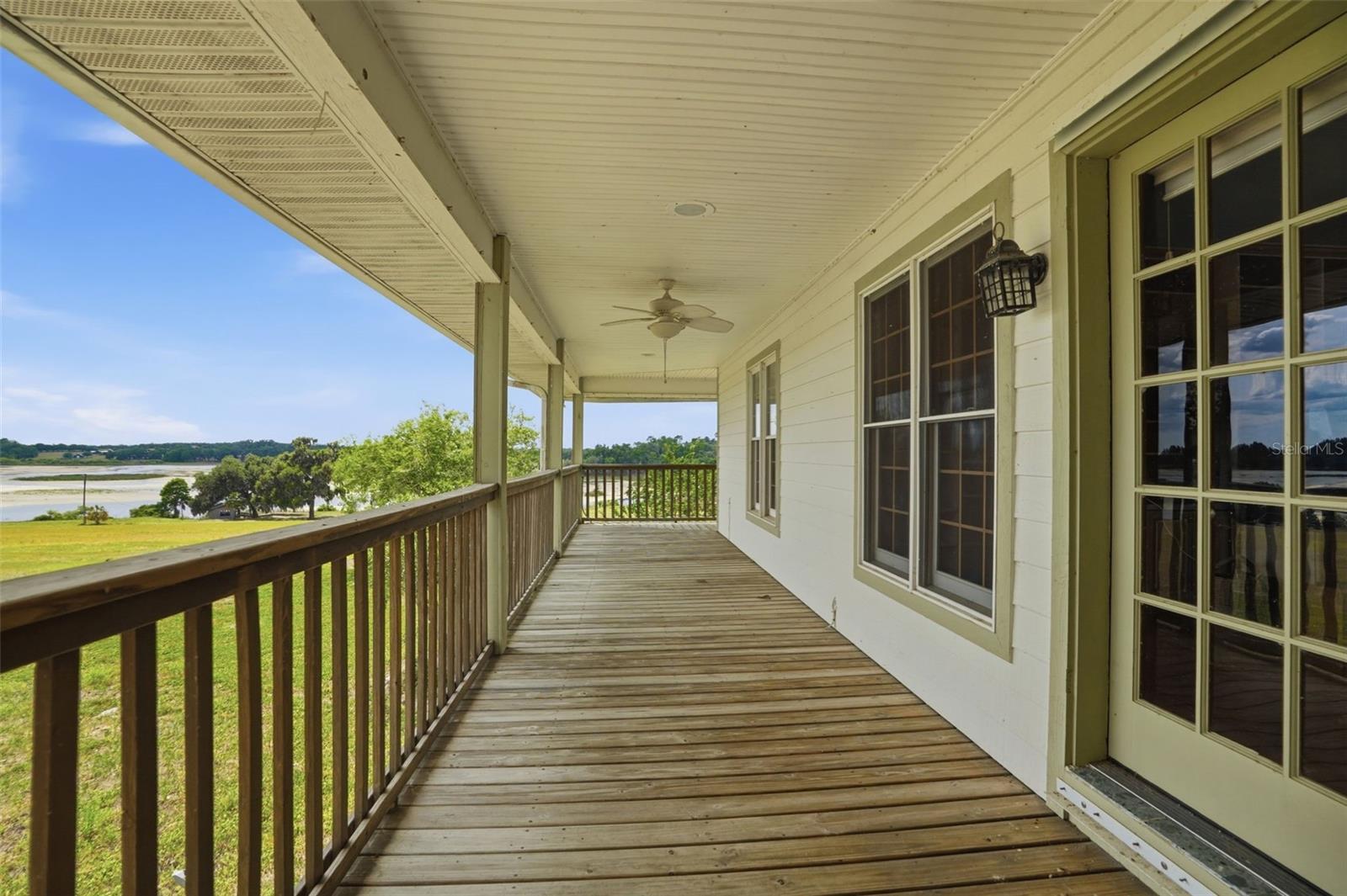 W7884689 Property Photo