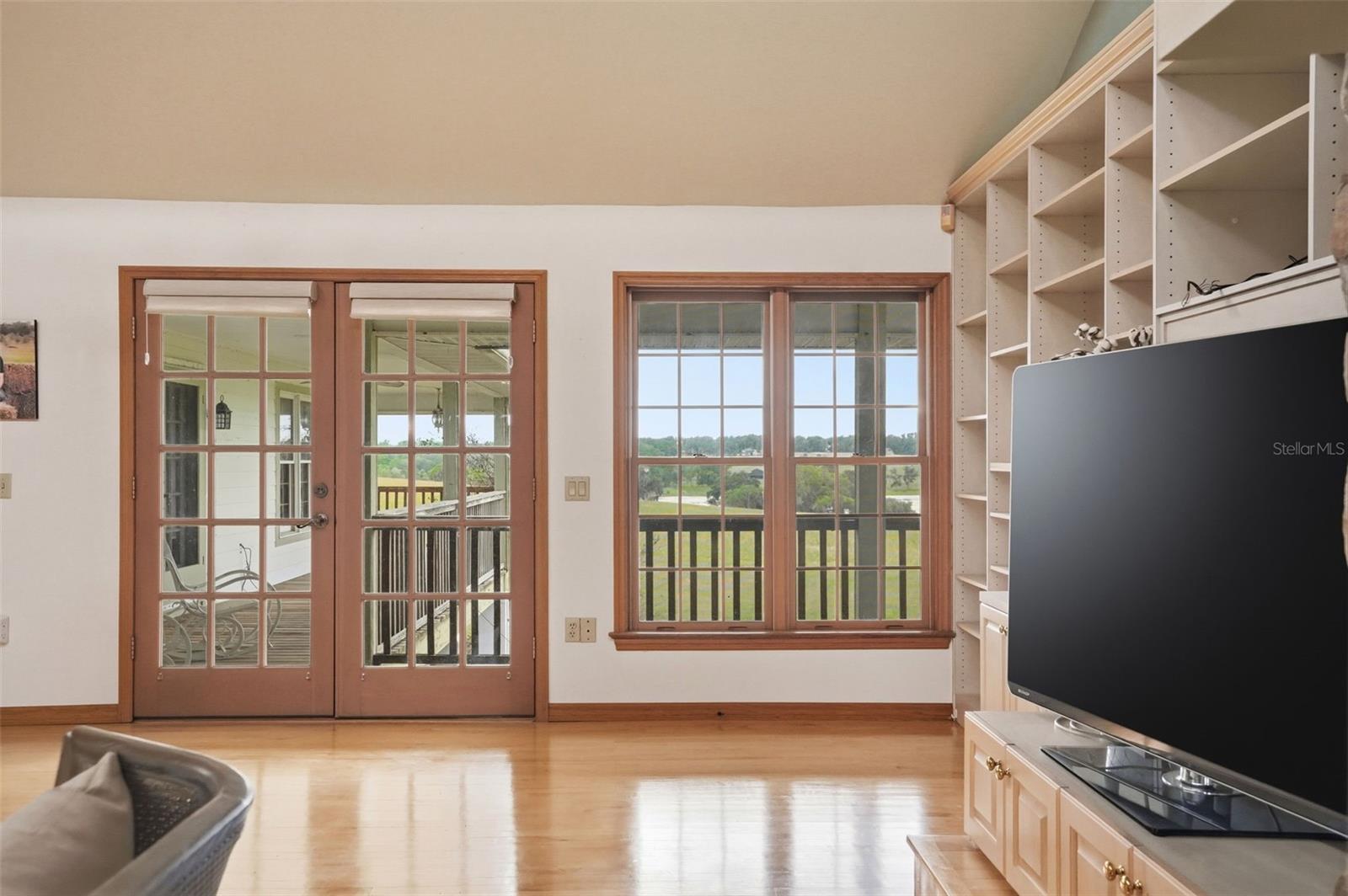 W7884689 Property Photo