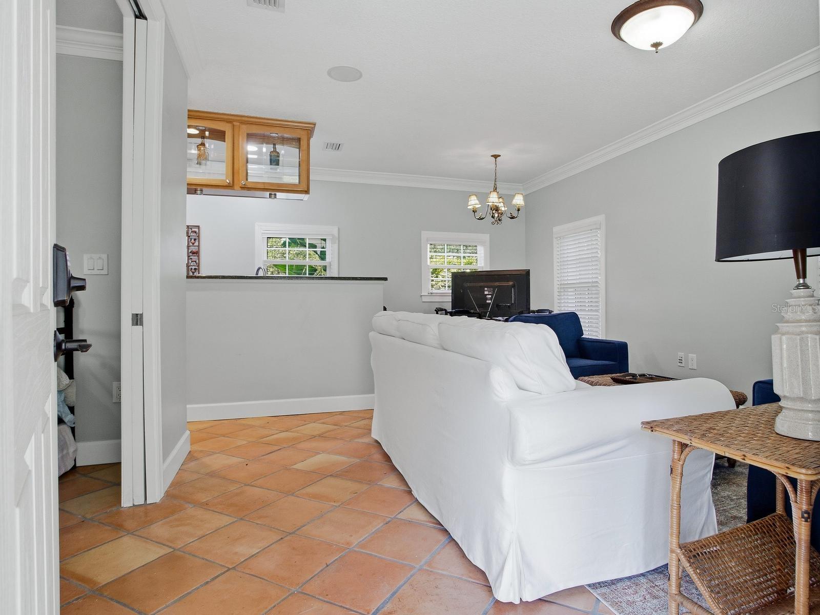 TB8495998 Property Photo